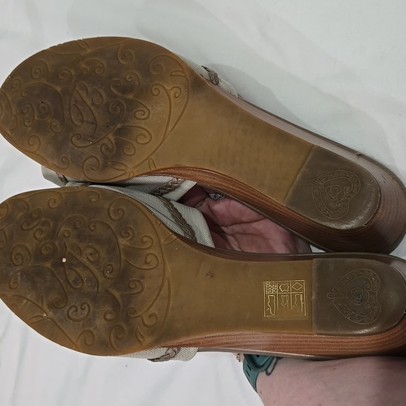 Brighton Lilian Womens Size 10 Wedge Sandals Silver Taupe Mesh - Picture 5 of 7